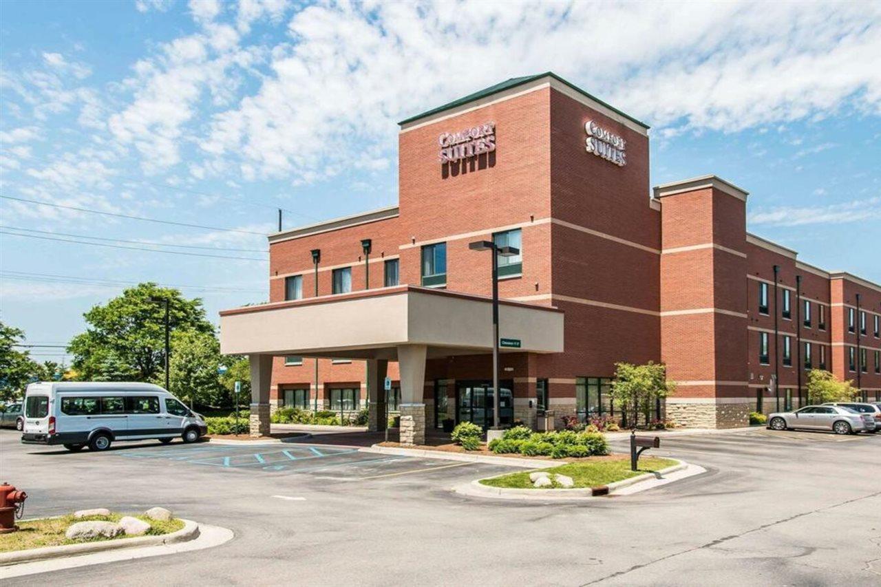 Comfort Suites Canton - Detroit Exteriör bild