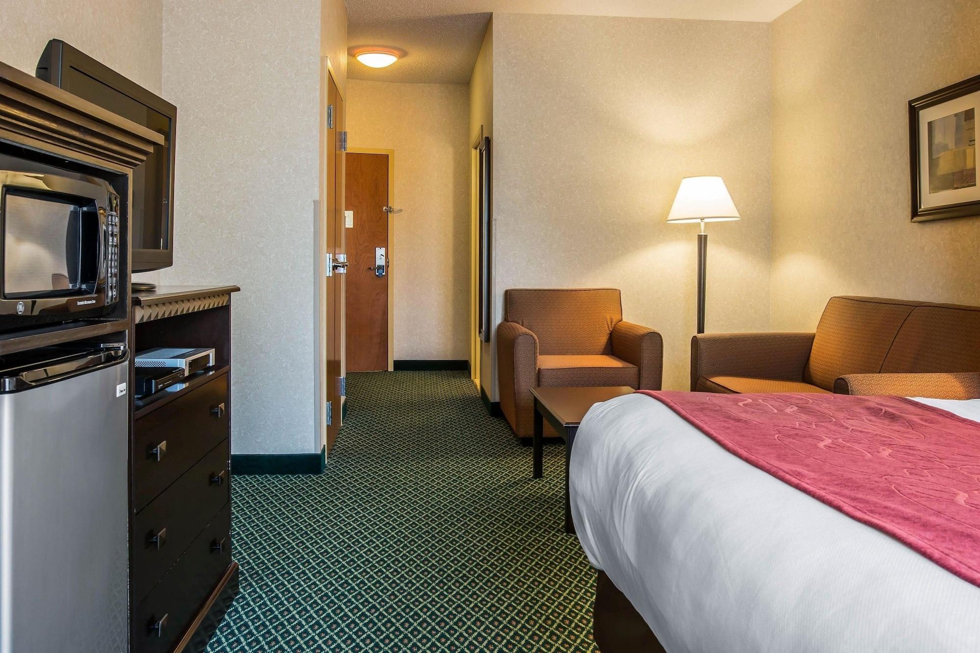 Comfort Suites Canton - Detroit Exteriör bild
