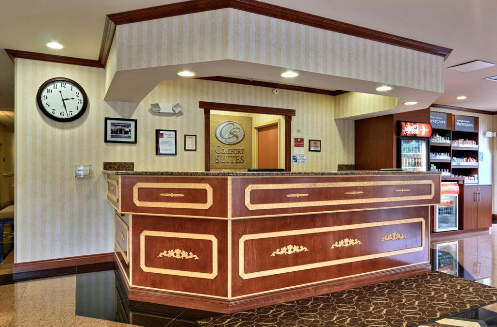 Comfort Suites Canton - Detroit Exteriör bild