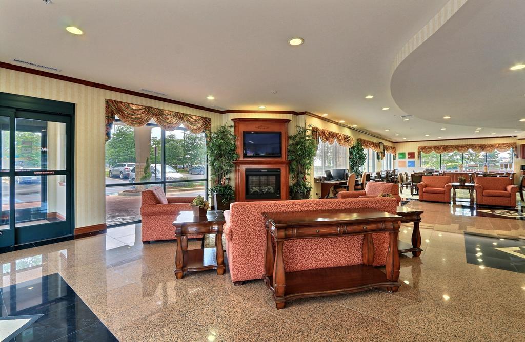 Comfort Suites Canton - Detroit Exteriör bild